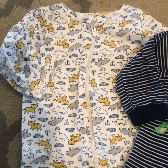 Sleeper Set - Picture 2 of 4